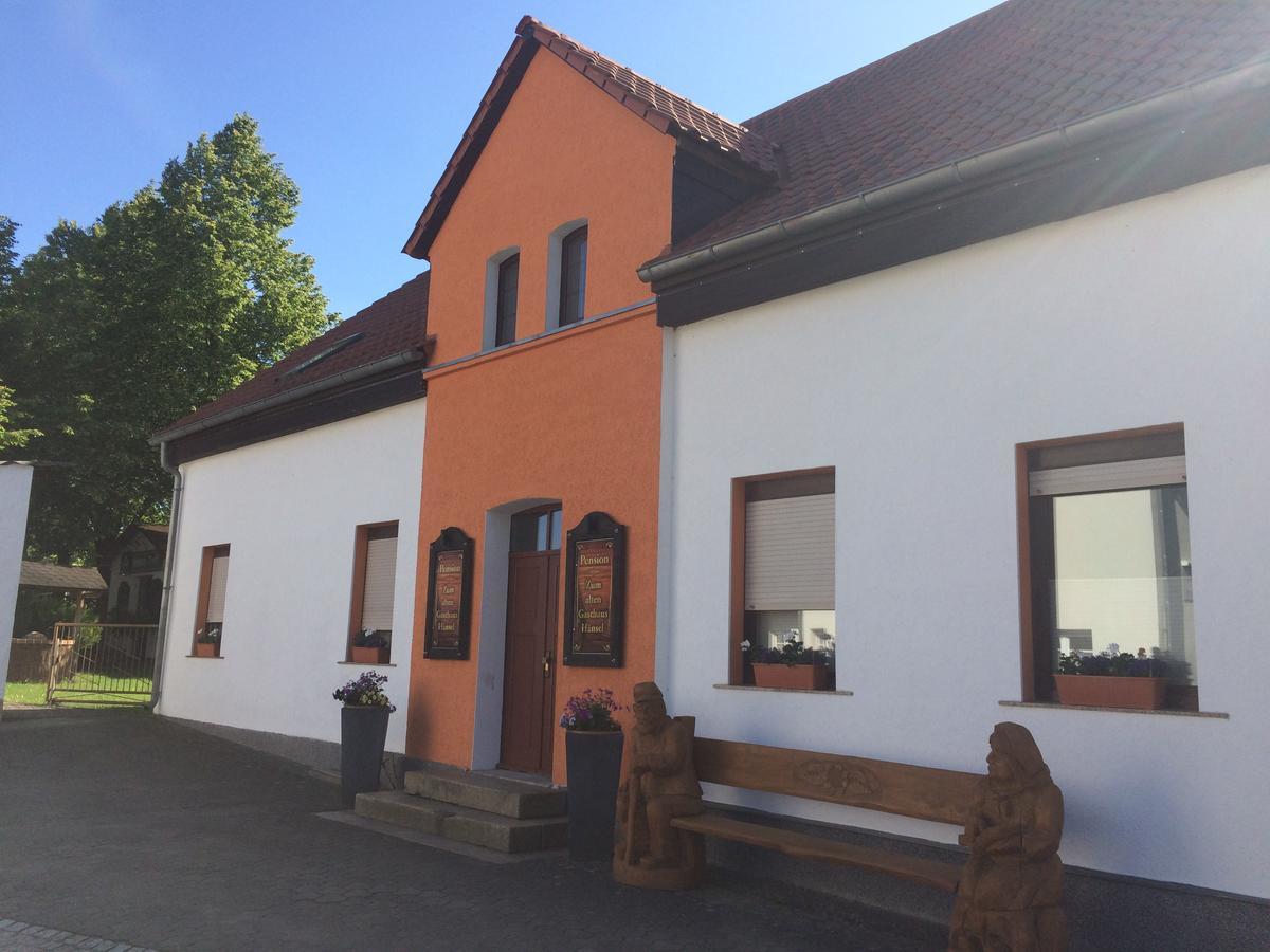 Pension Zum Alten Gasthaus Haensel Krauschwitz Eksteriør bilde